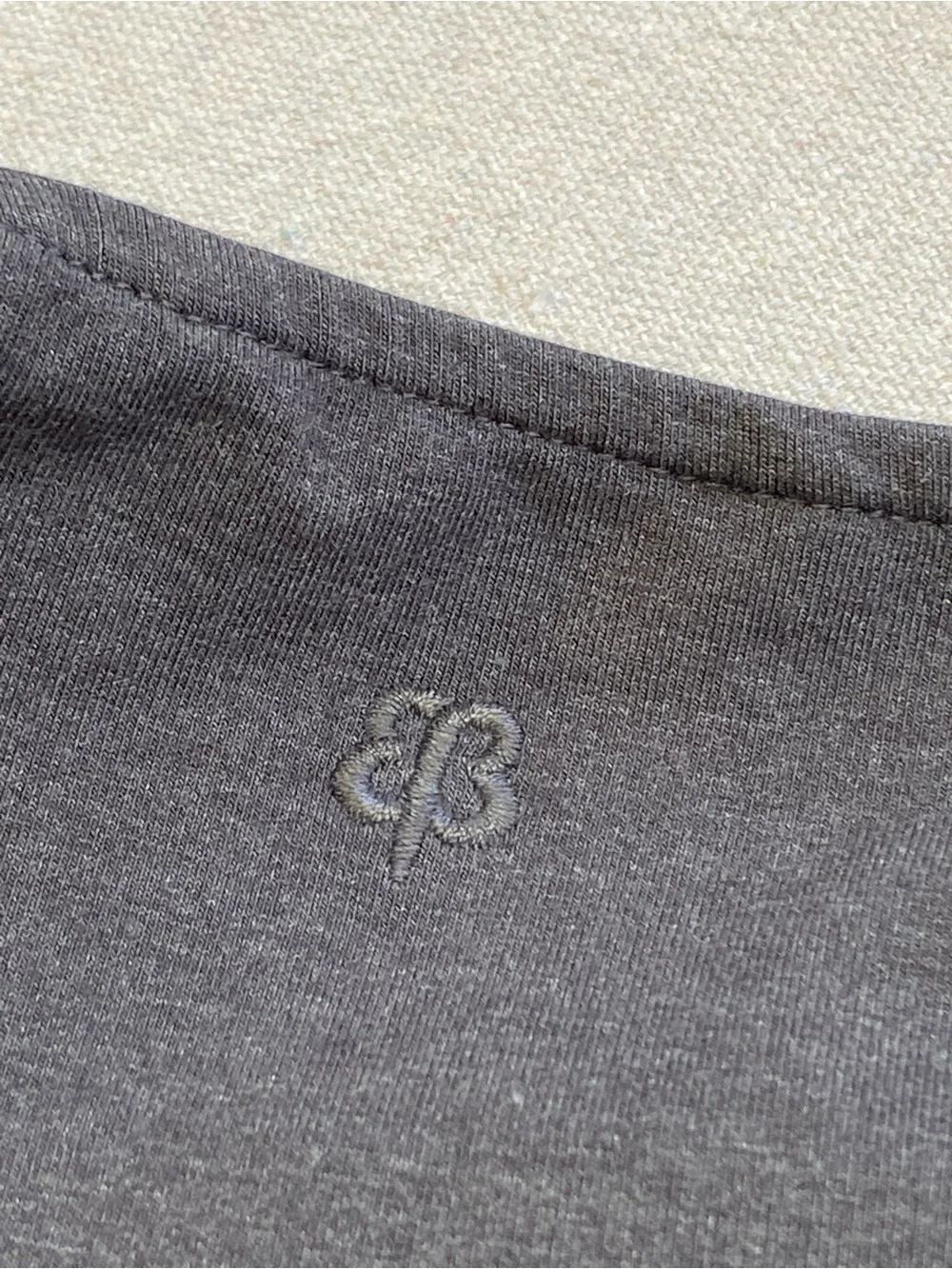 Betabrand Gray Katie Ruched Asymmetrical Side V-neck Tunic